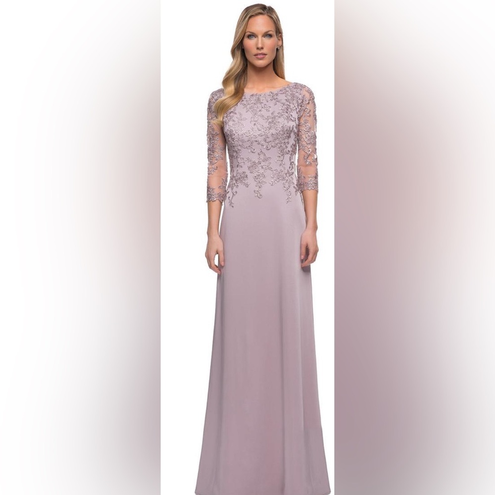NWOT La Femme 29251 - Light Mauve